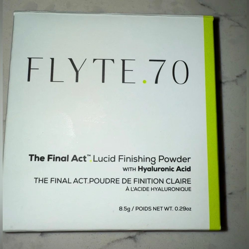 Flyte.70's The Final Act Lucid Finishing Powder for Aging Skin